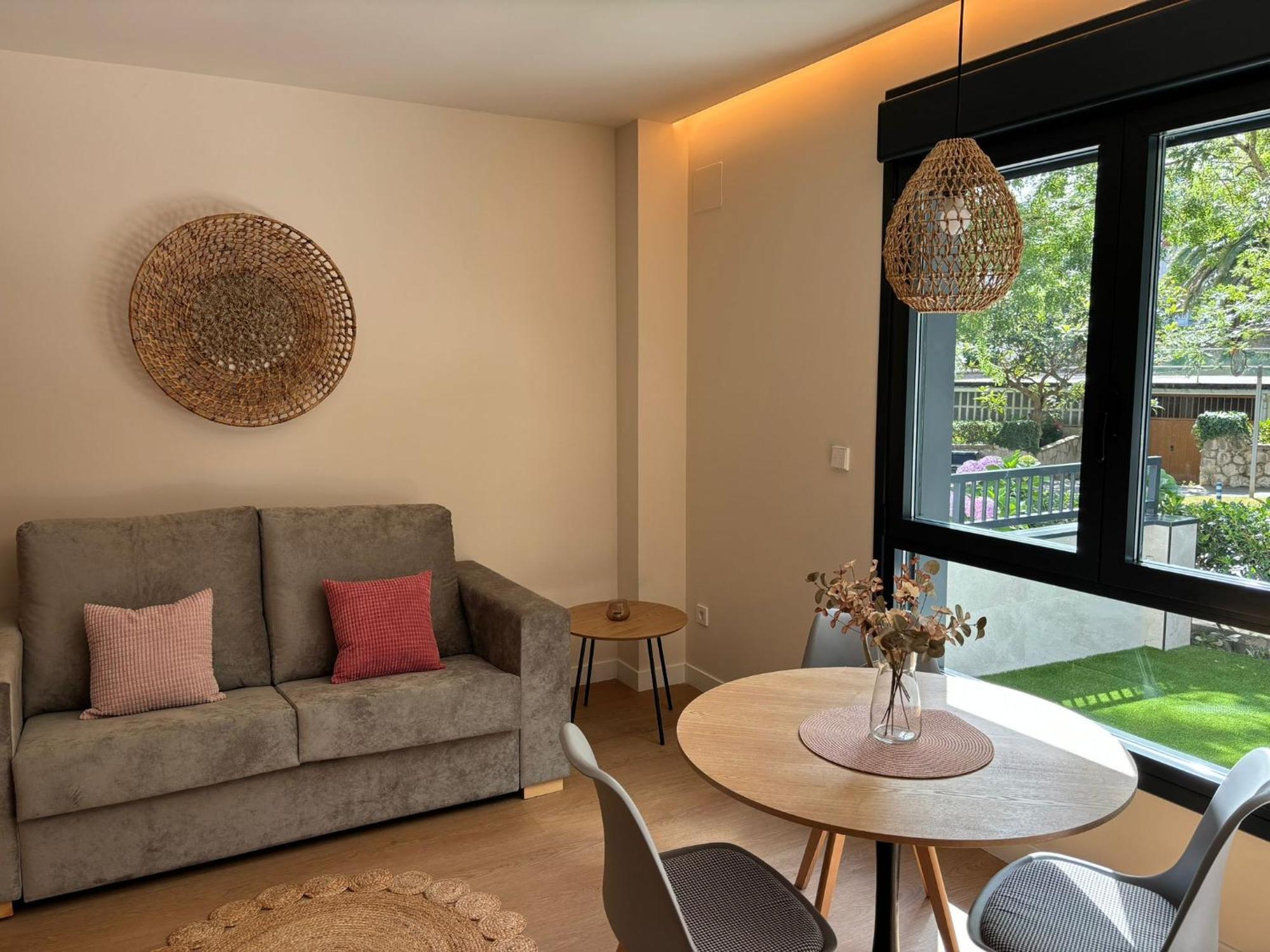 Apartamentos Joaquin Costa Santander Exterior photo