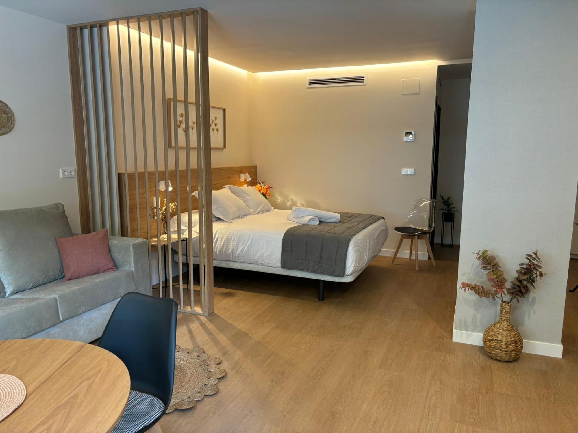 Apartamentos Joaquin Costa Santander Exterior photo